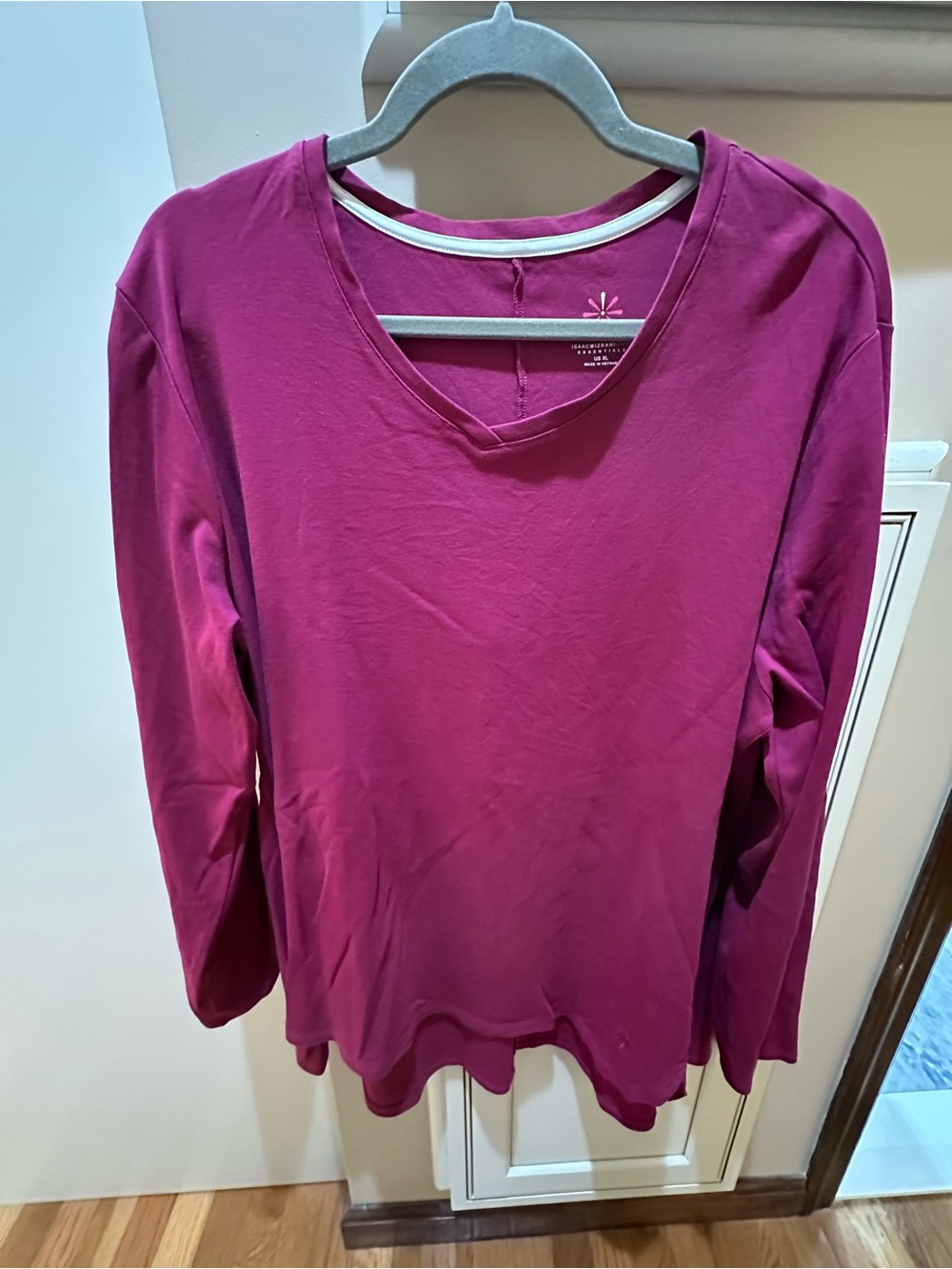 Isaac Mizrahi Long Sleeve V-Neck Top in Berry Plum